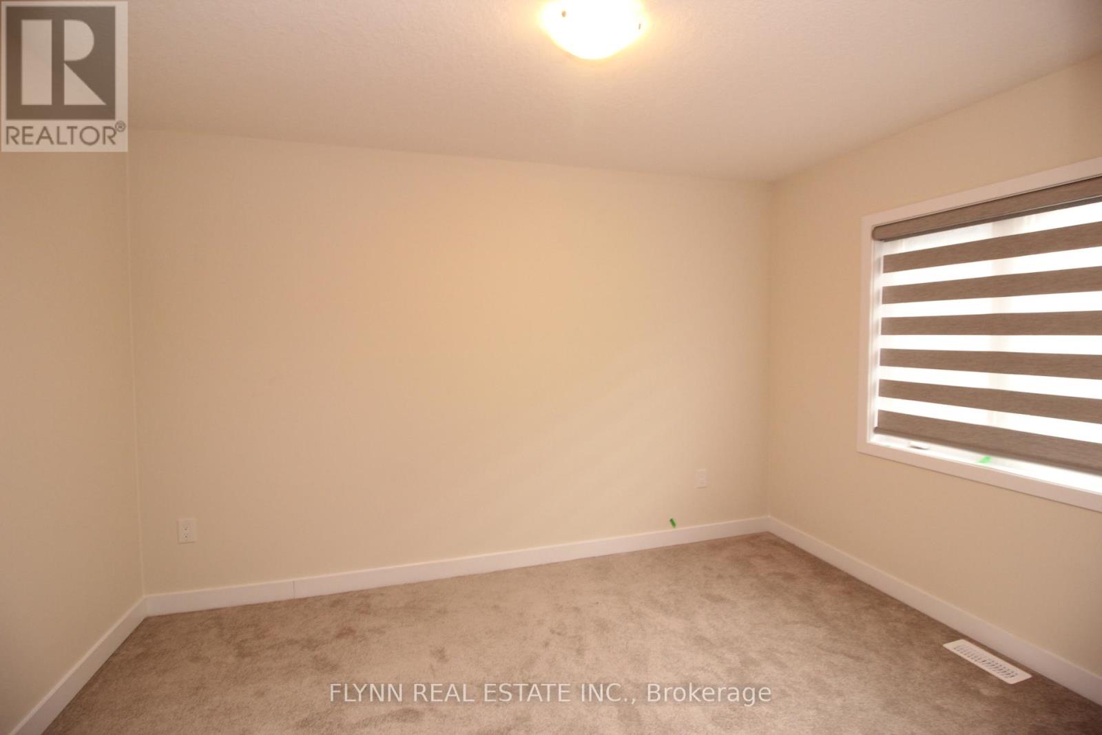 6 Blackberry Lane — photo 11