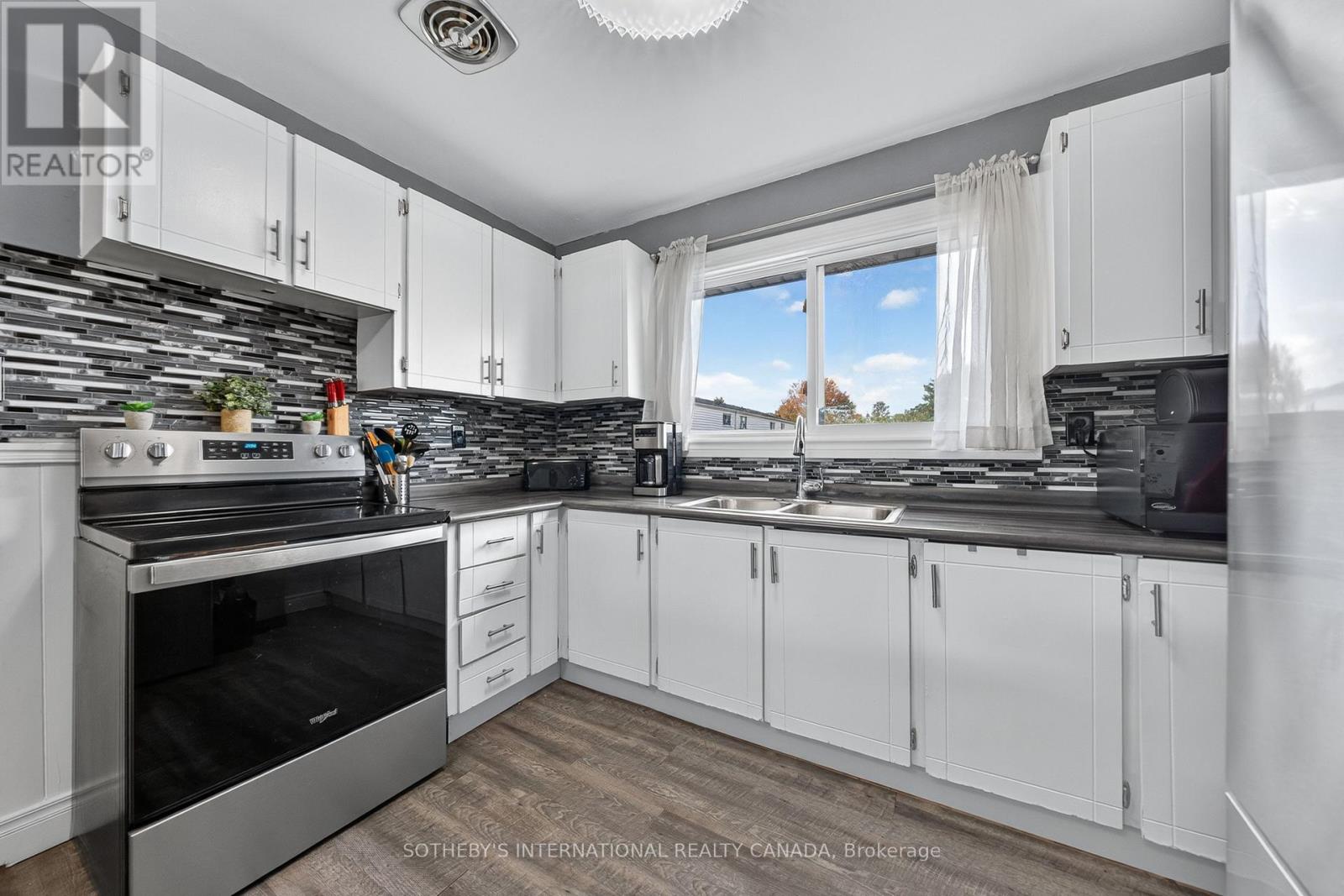 D- 164 Henry Street, Brantford, ON photo 18