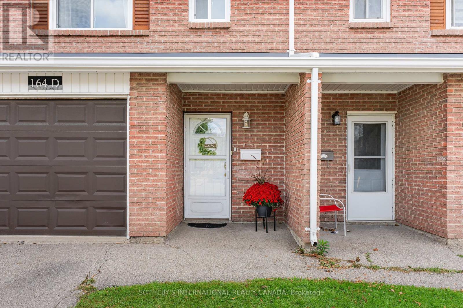 D- 164 Henry Street, Brantford, ON photo 5