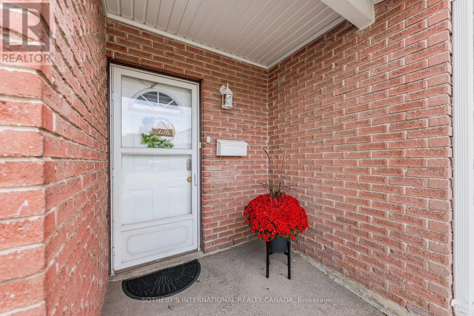 D- 164 Henry Street, Brantford, ON photo 6