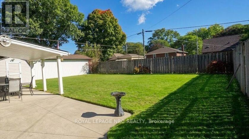 7030 Whitman Avenue — photo 39