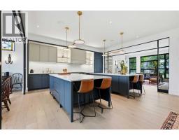 2407 31 Avenue SW - photo 10