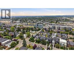 2407 31 Avenue SW - photo 49