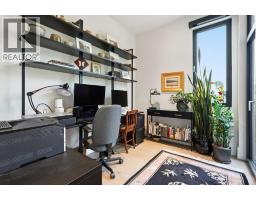 2407 31 Avenue SW - photo 22