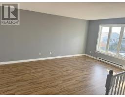 44 Alice Drive thumbnail 4