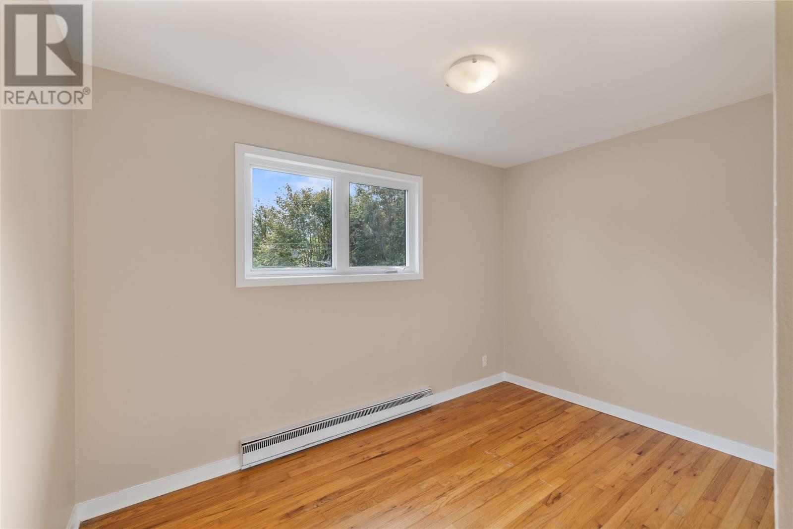 74 Fox Avenue - 13