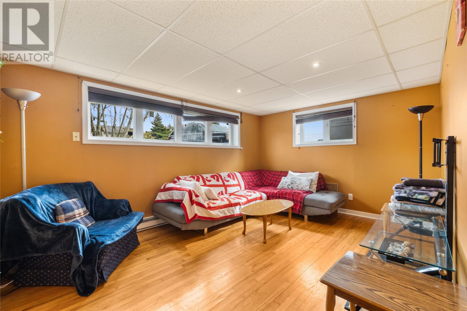 74 Fox Avenue - 19