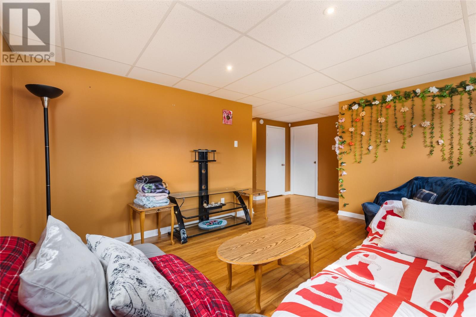 74 Fox Avenue - 20