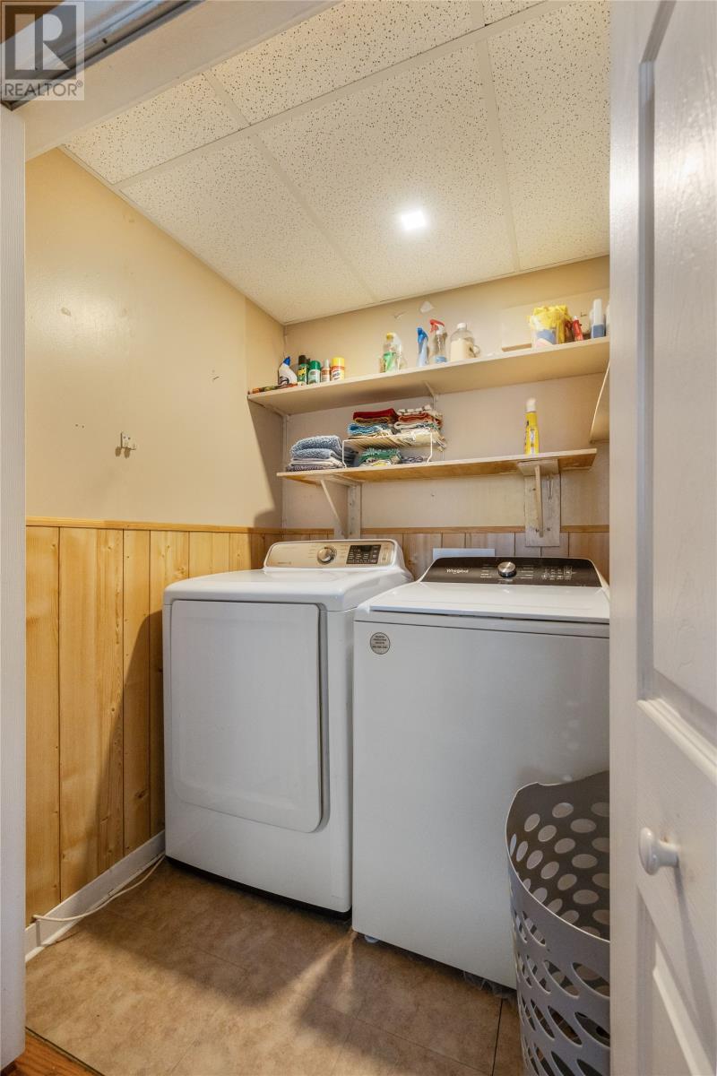 74 Fox Avenue - 26