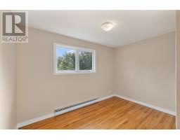 74 Fox Avenue thumbnail 13