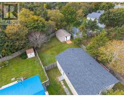 74 Fox Avenue thumbnail 33
