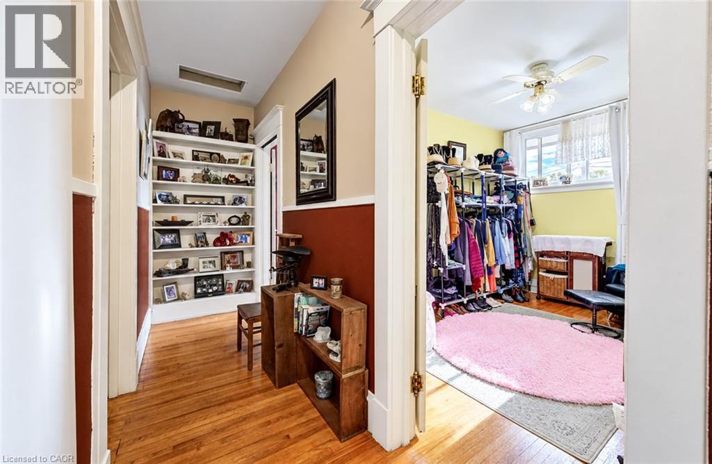37 Willow Street — photo 17