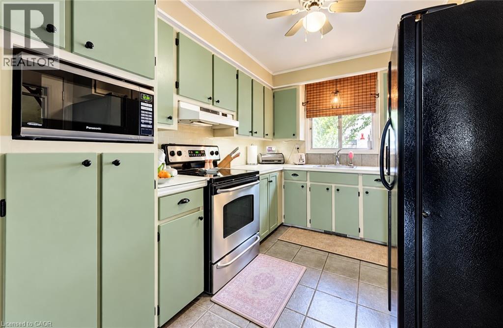 37 Willow Street — photo 11