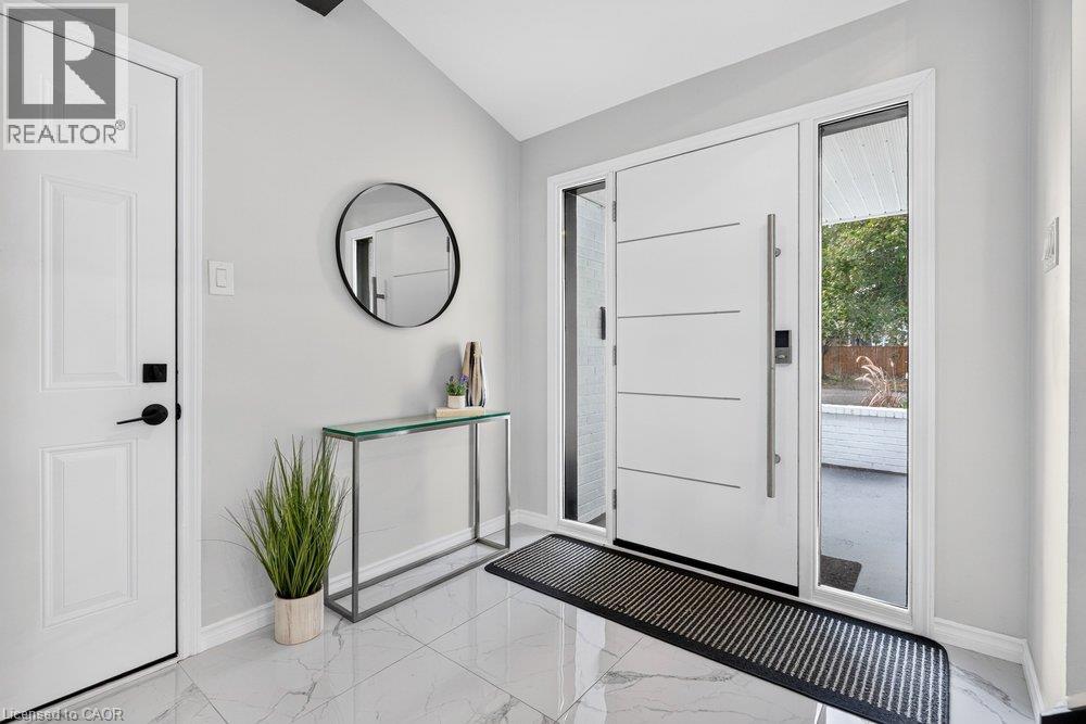 3 Regatta Drive — photo 8