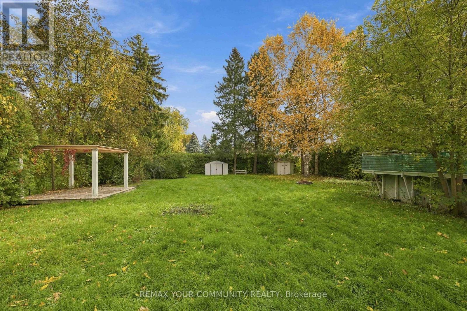 18863 Leslie Street — photo 28