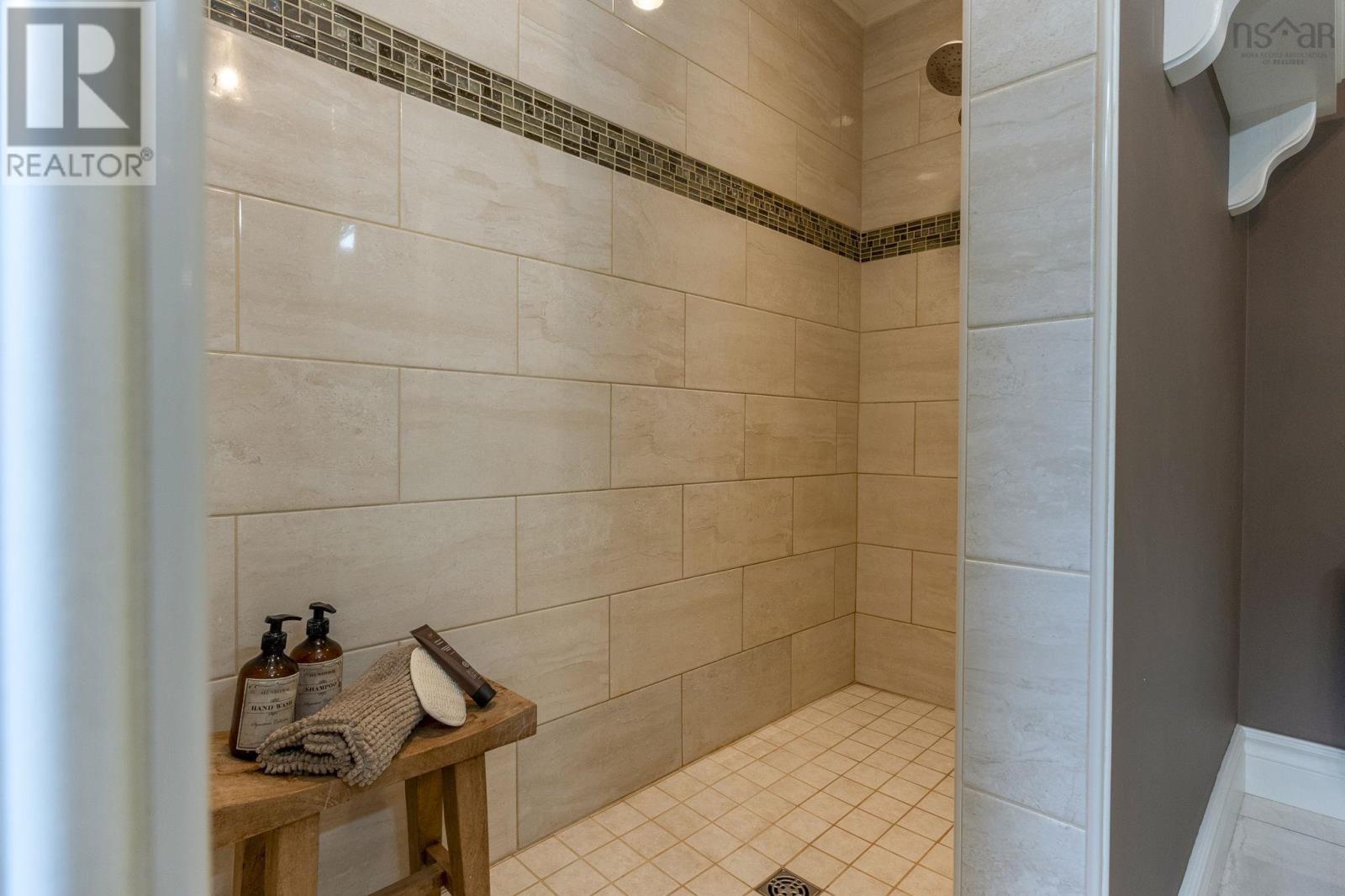 Property 29 of 50 of 1563 Sarah Drive