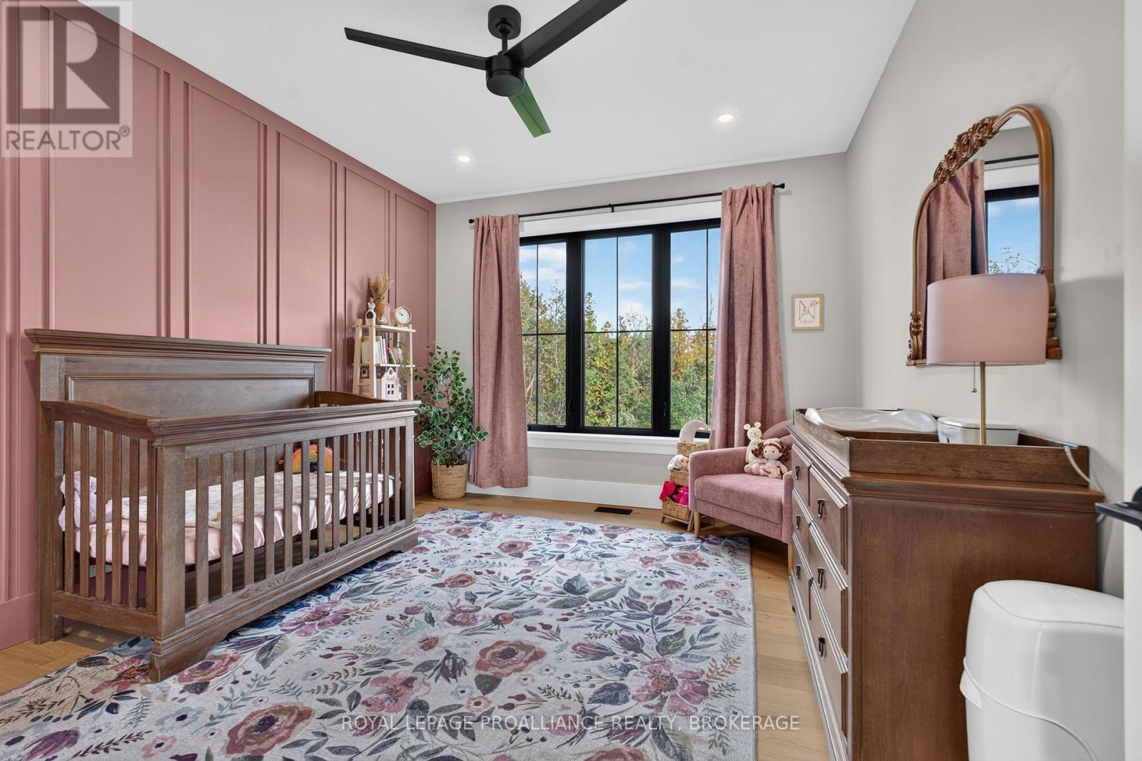 516 Colebrook Road — photo 36