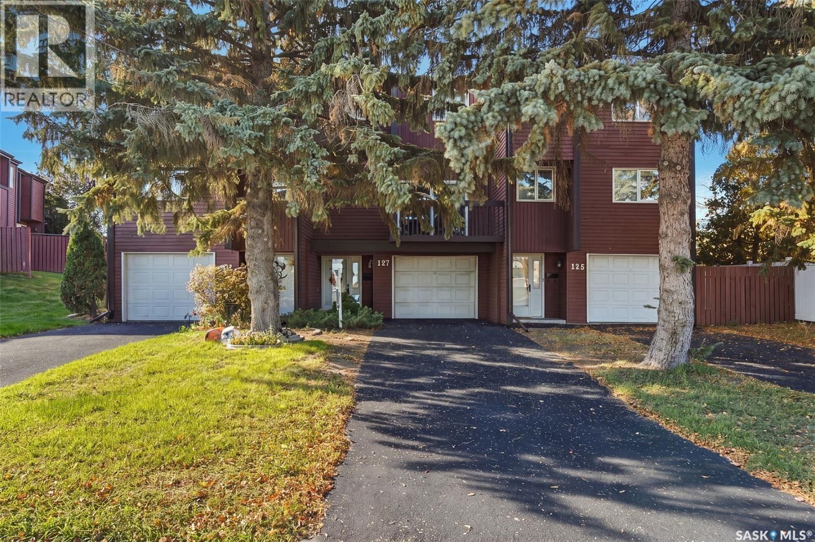 #127 LOCKWOOD ROAD - 2