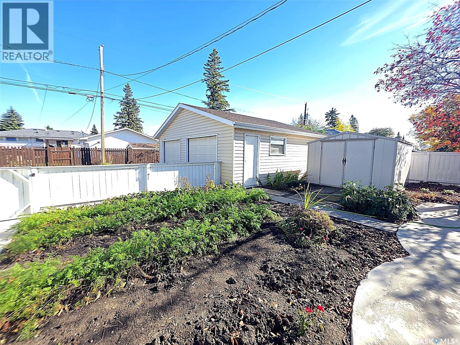 1662 91st STREET, North Battleford — photo 6