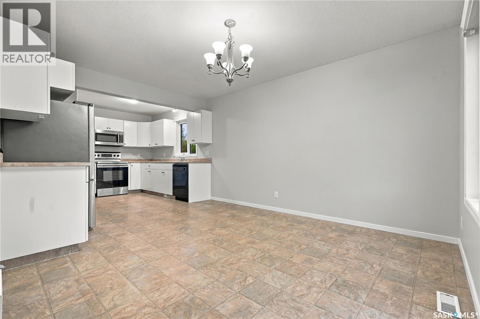 3158 37TH STREET W - 17