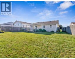 27 Eastgrove, Leamington, ON N8H5J7 Photo 33