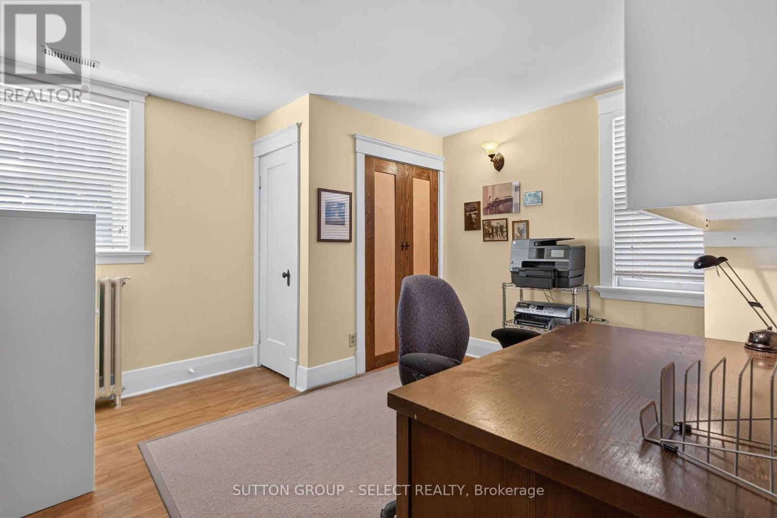 427 WORTLEY ROAD - 25