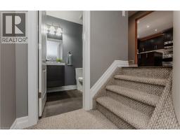 Family room - 24 Newcastle Court, Hamilton, ON L8V0A6 Photo 13