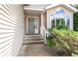 221 Ockenden Pl Nw, Edmonton, AB T6R1K5 Photo 12