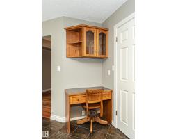 221 Ockenden Pl Nw, Edmonton, AB T6R1K5 Photo 23