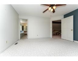 221 Ockenden Pl Nw, Edmonton, AB T6R1K5 Photo 35