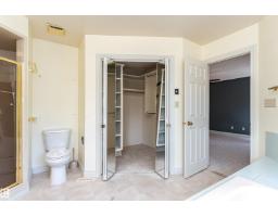 221 Ockenden Pl Nw, Edmonton, AB T6R1K5 Photo 37