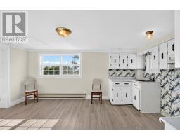 20 Meadow Road thumbnail 15