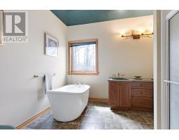 Dining room - 399 Grady Road E, Rideau Lakes, ON K0G1X0 Photo 18