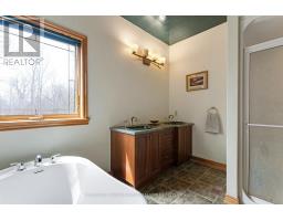 Kitchen - 399 Grady Road E, Rideau Lakes, ON K0G1X0 Photo 19