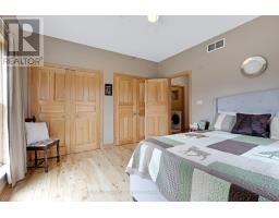 Den - 399 Grady Road E, Rideau Lakes, ON K0G1X0 Photo 21