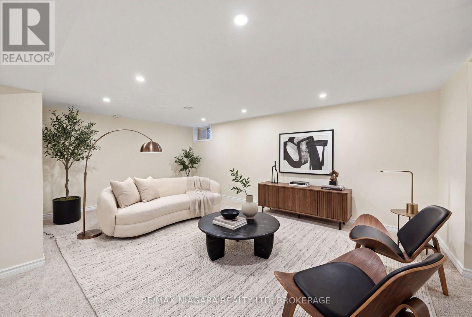 123 Meredith Drive — photo 27