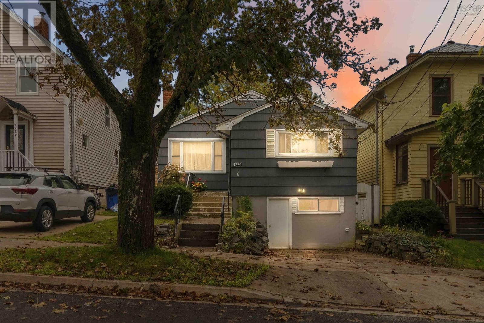 Property 2 of 50 of 6930 Patricia Street