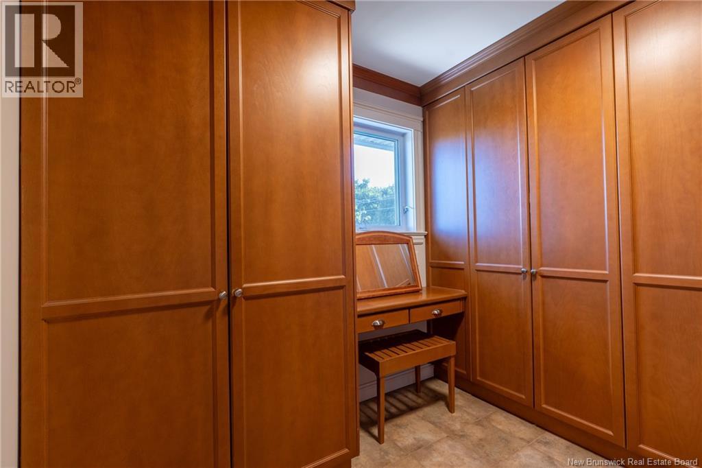 215 Kimble Drive - 35