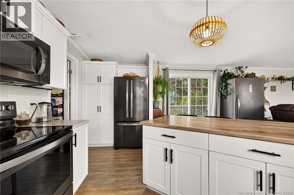 231 Bonaventure Street - 11