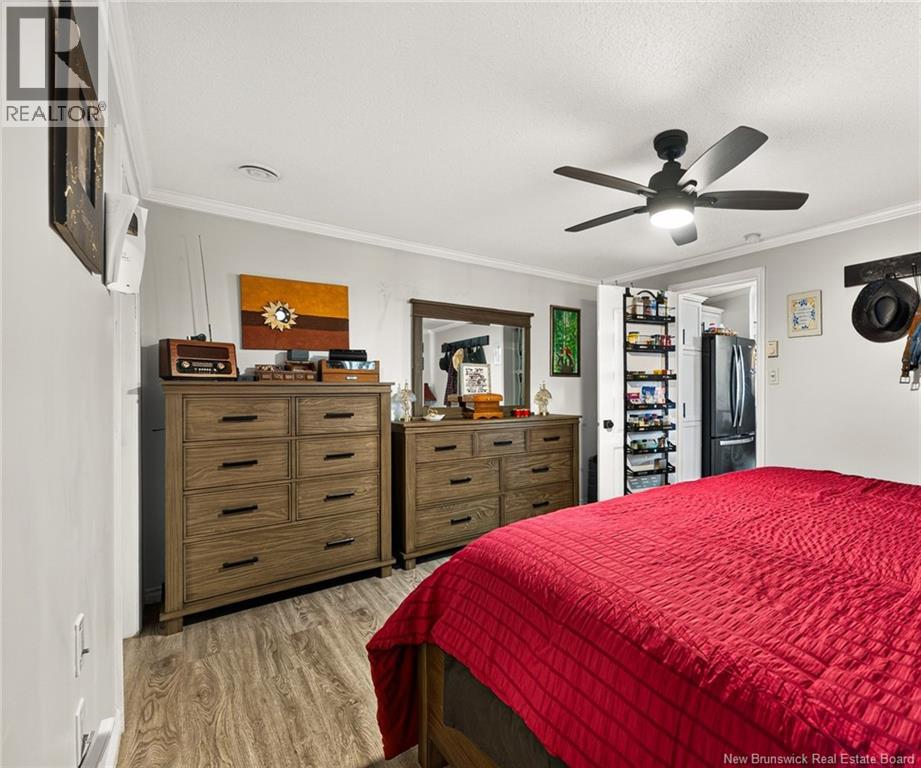 231 Bonaventure Street - 25