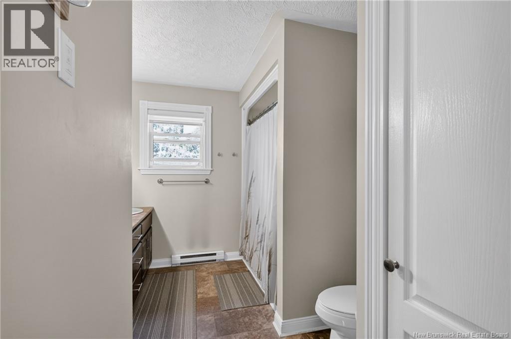 4 Lansdown Avenue - 13