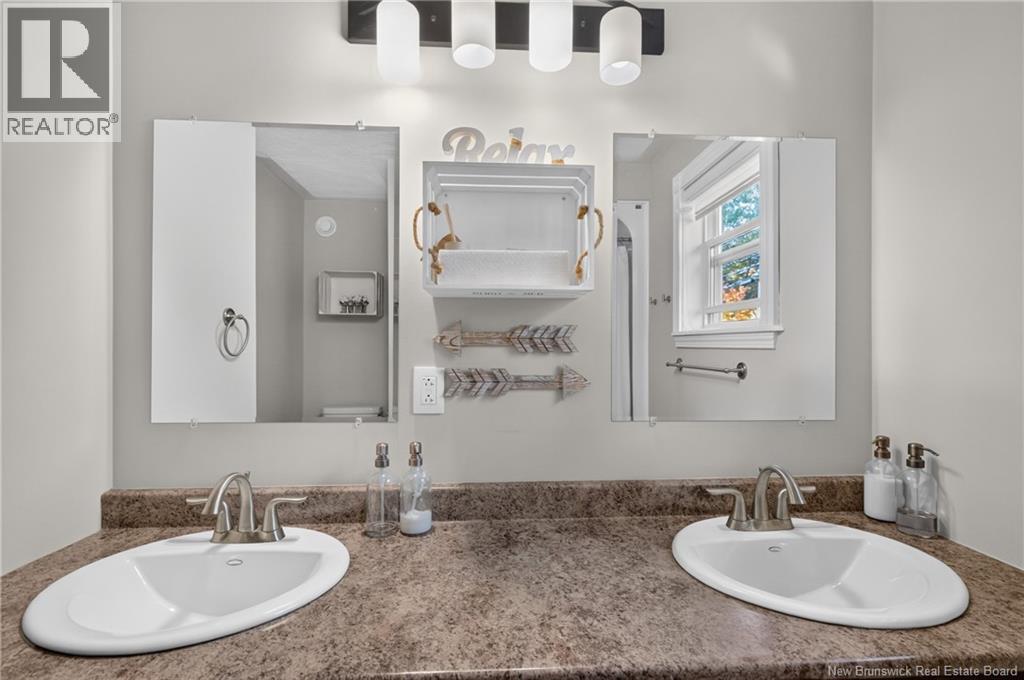 4 Lansdown Avenue - 15