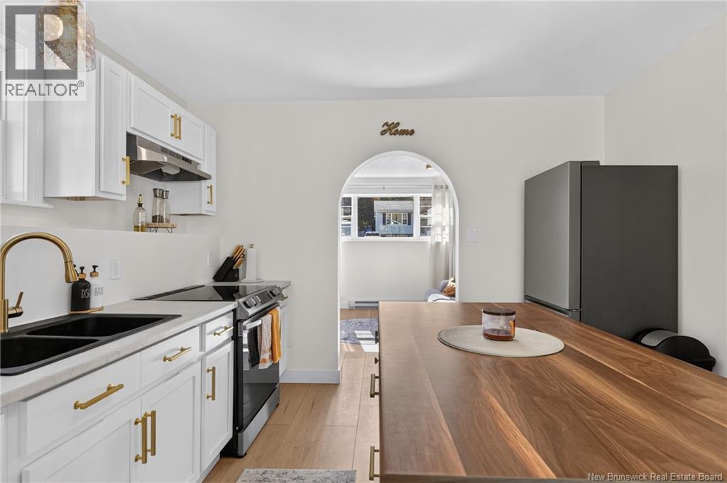 4 Lansdown Avenue - 25