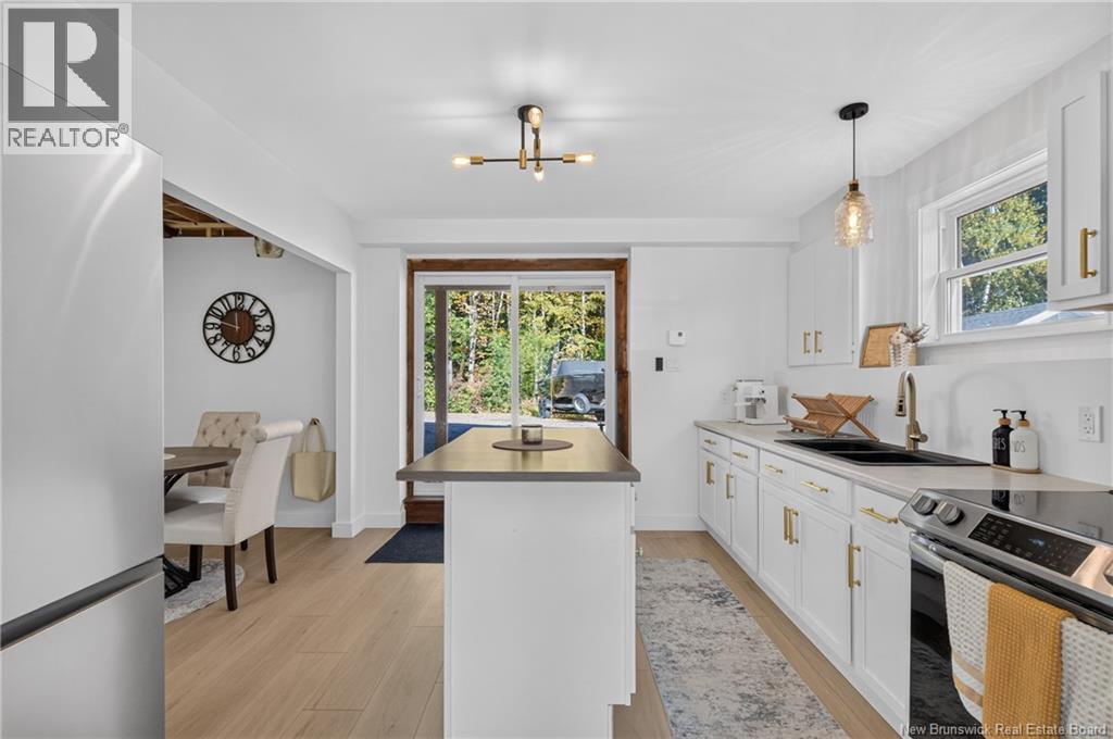 4 Lansdown Avenue - 28