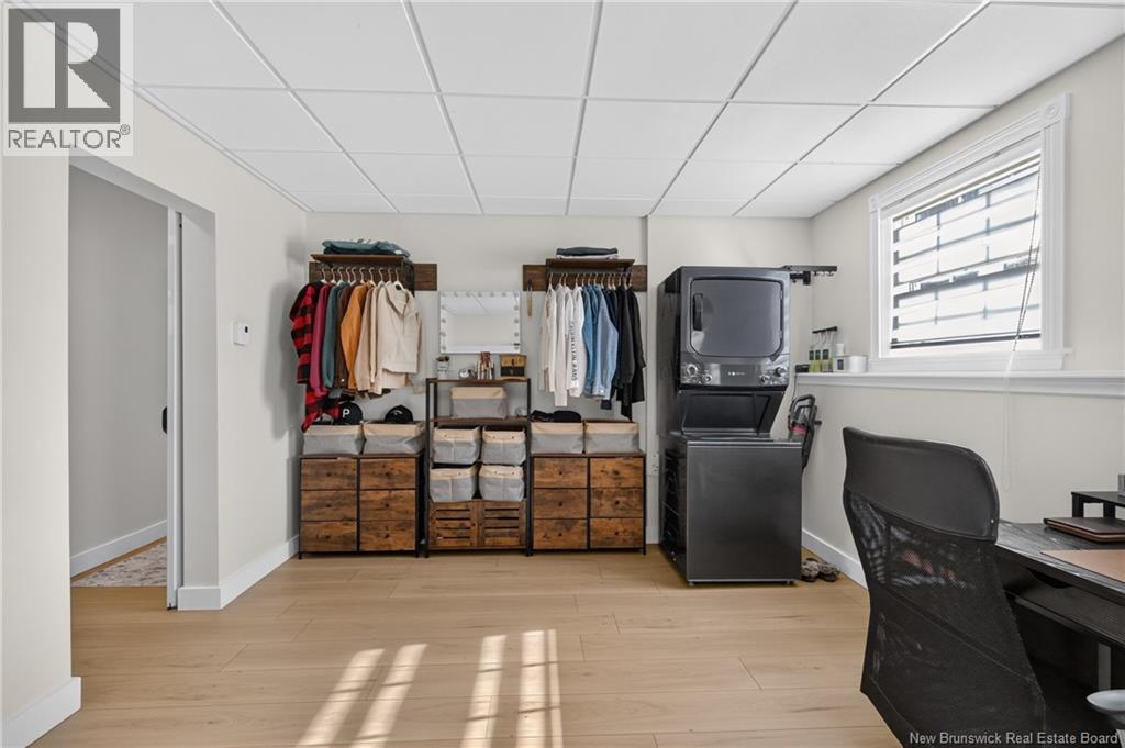 4 Lansdown Avenue - 34