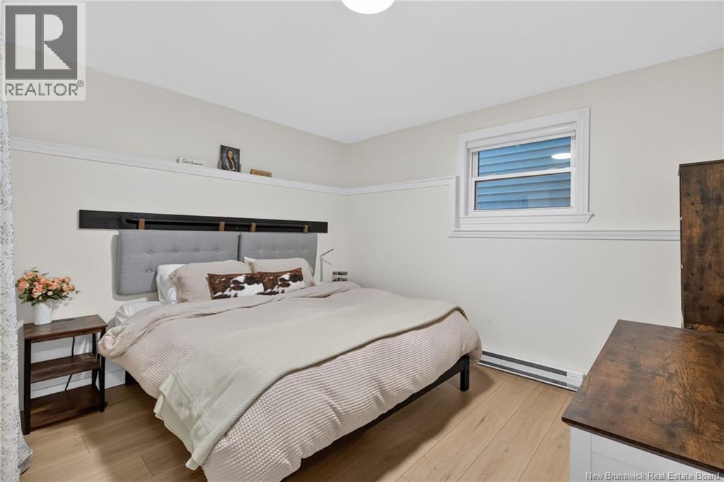 4 Lansdown Avenue - 37
