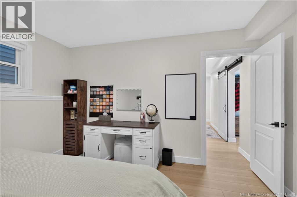 4 Lansdown Avenue - 38