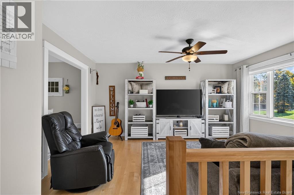 4 Lansdown Avenue - 6