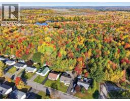4 Lansdown Avenue, Oromocto, NB E2V4P3 Photo 44
