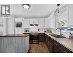 Kitchen - 4 Lansdown Avenue, Oromocto, NB E2V4P3 Photo 9